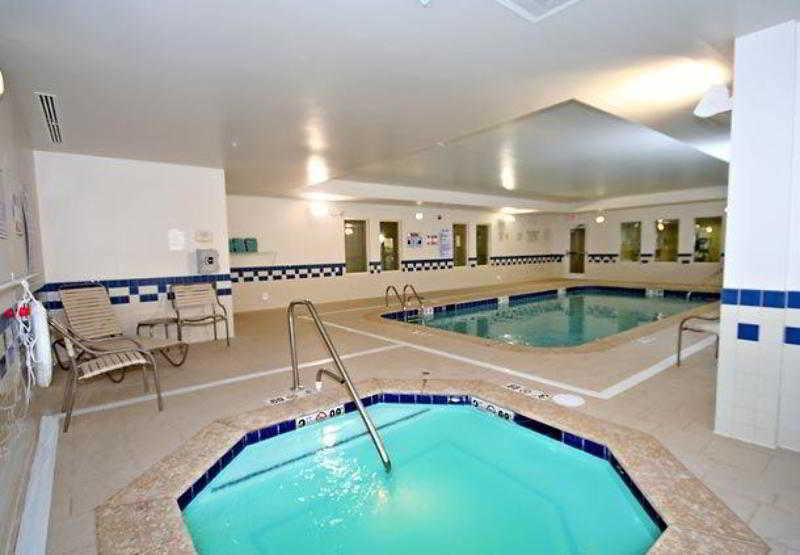 Fairfield & Wendover Hotel 3*